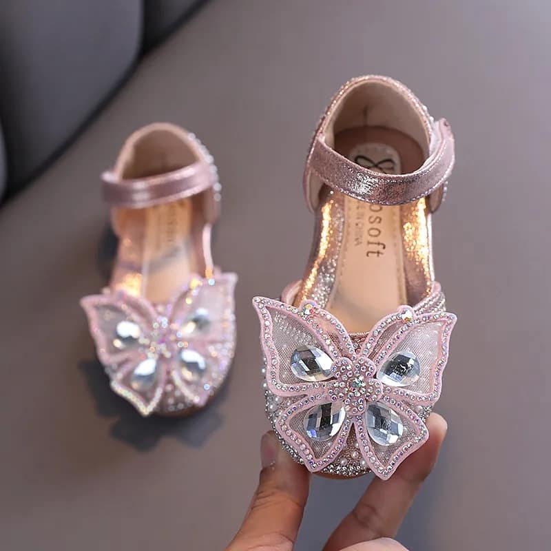 Shoe for girls