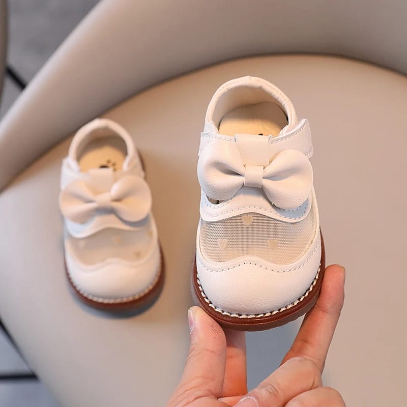 Shoe