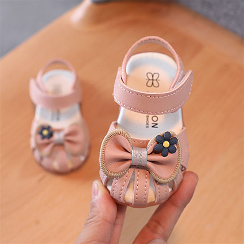 Shoe for baby Girl